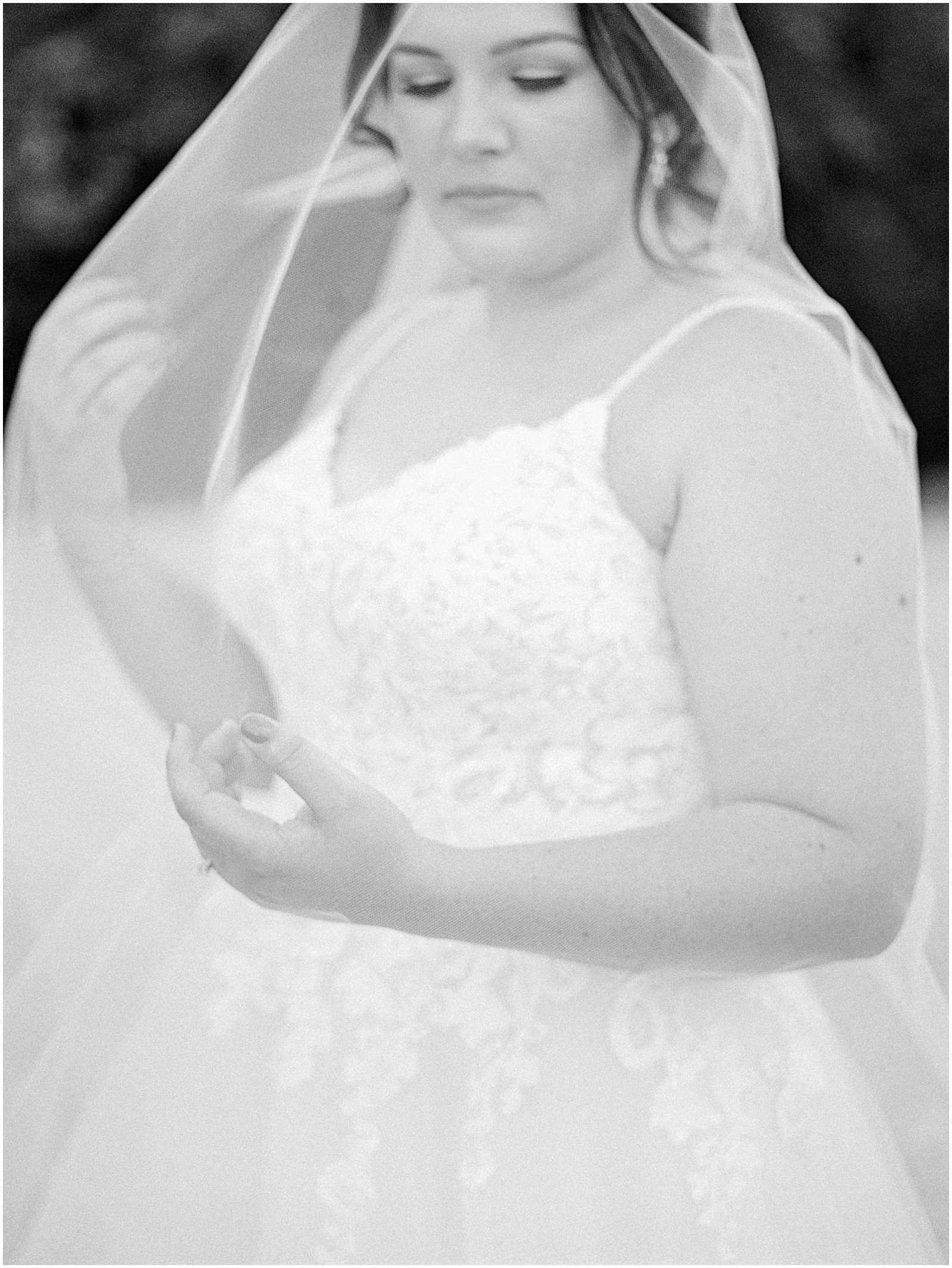 bridal-portraits-photographer-0010.jpg